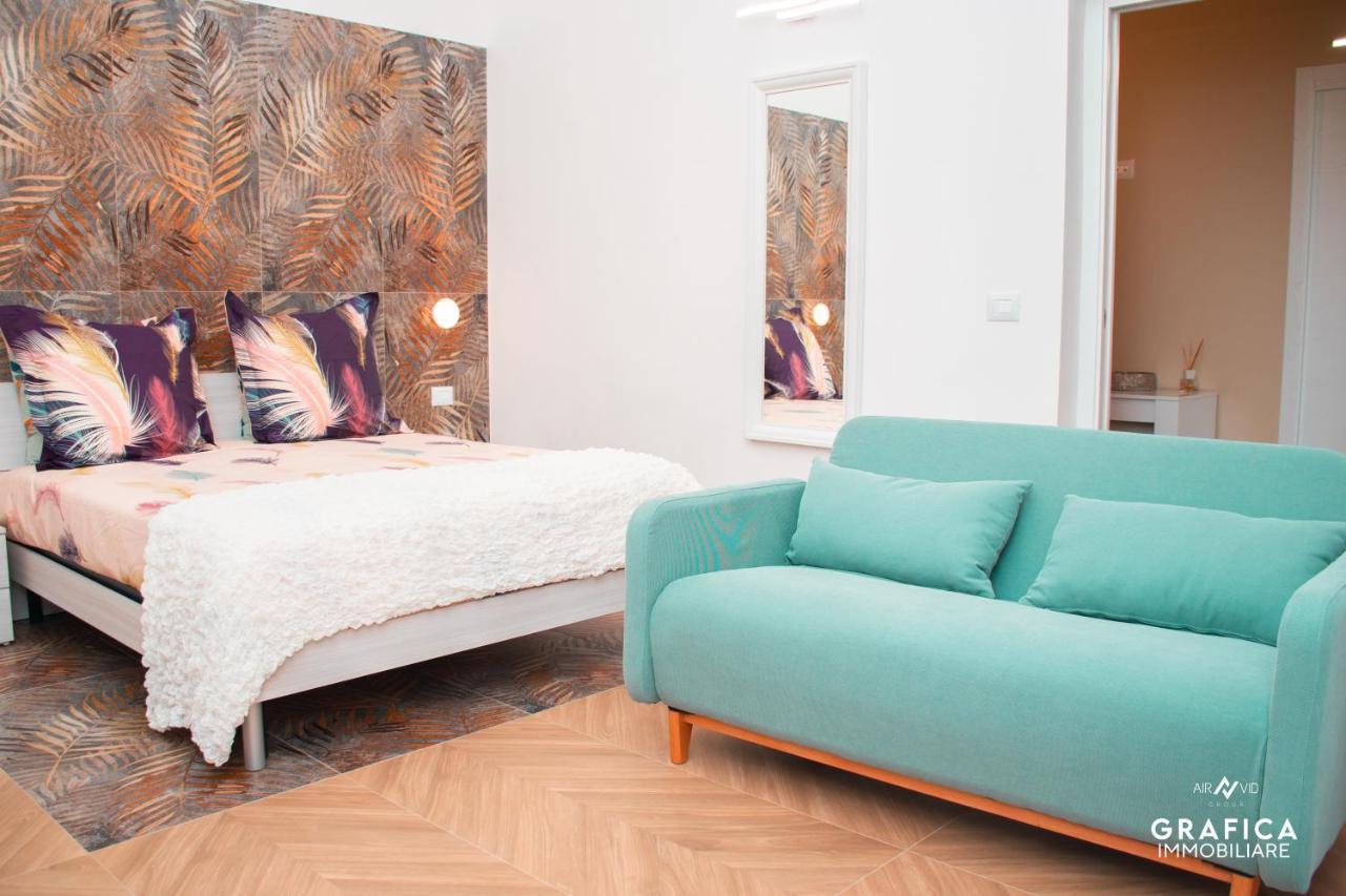 Ameli Home Luxury Apartment Tarente Extérieur photo