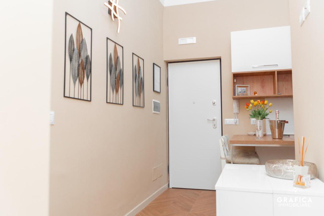 Ameli Home Luxury Apartment Tarente Extérieur photo